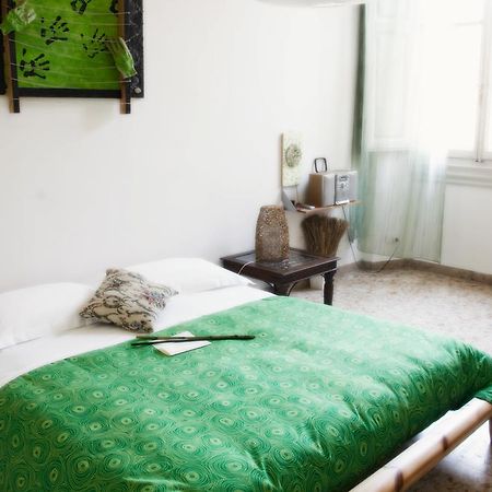 B&B 5 Sensi Firenze Bagian luar foto