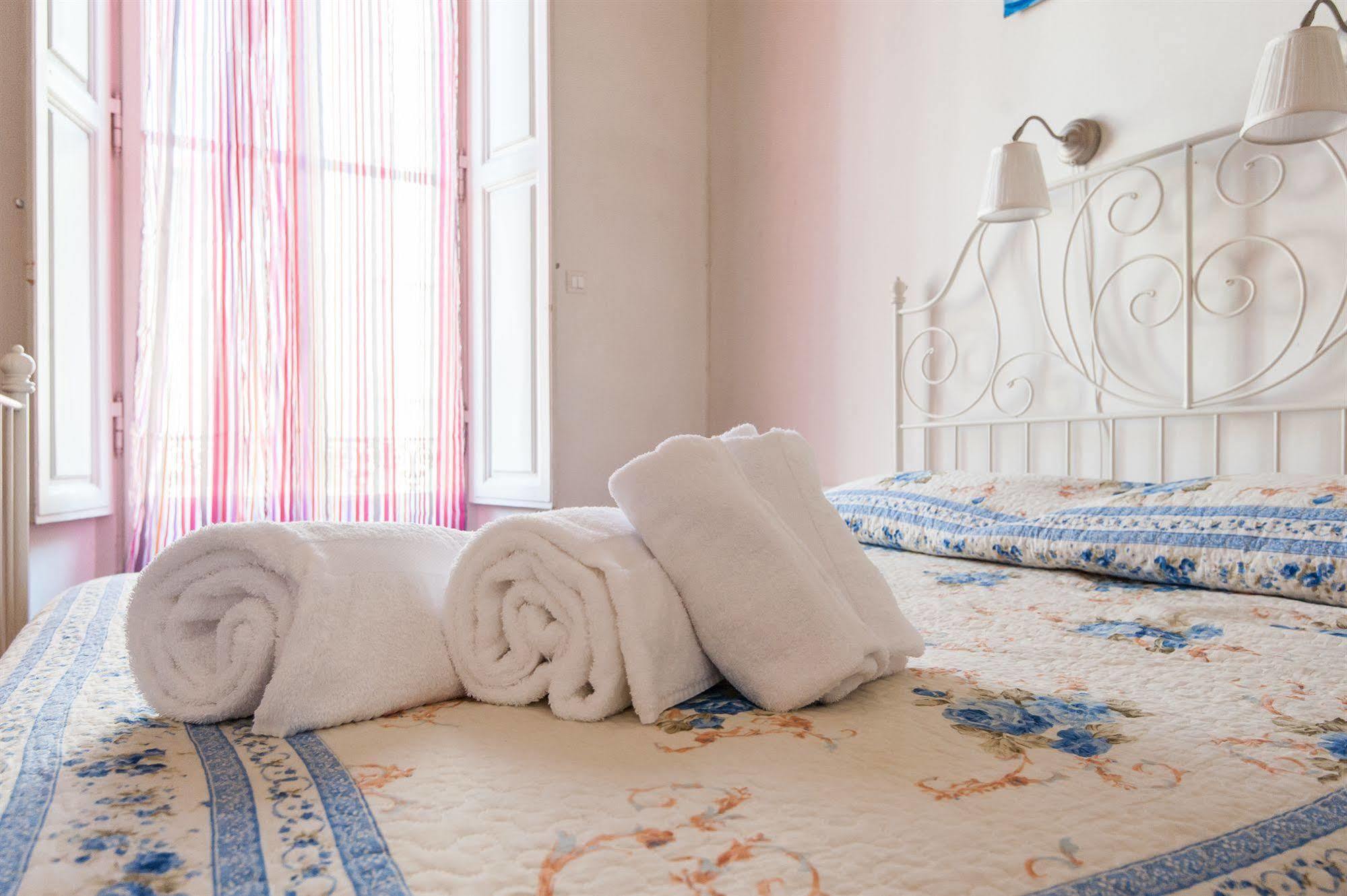B&B 5 Sensi Firenze Bagian luar foto